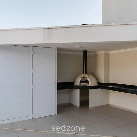 RJI - Apartamentos próximos da praia de Itaguá-2